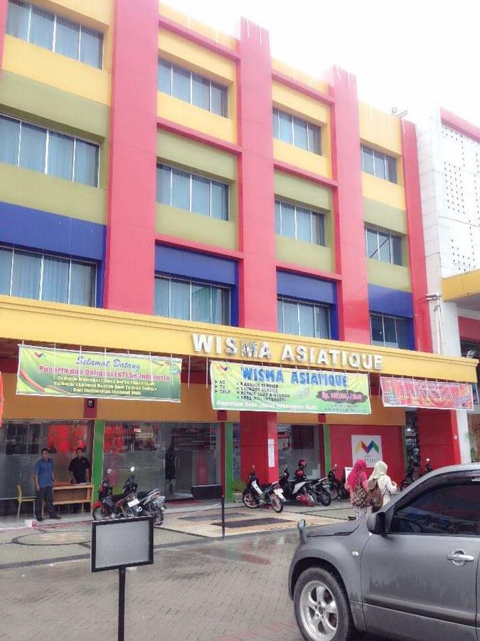 Wisma Asiatique Hotel Pekanbaru Exterior foto